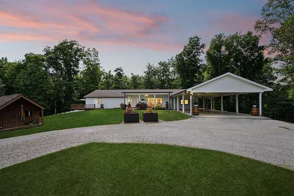 15 Acres of Land with Home for Sale in Bloomington Springs, Tennessee