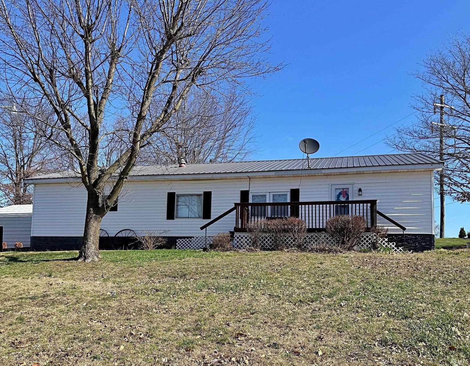 5 Acres of Land with Home for Sale in Washington, Indiana