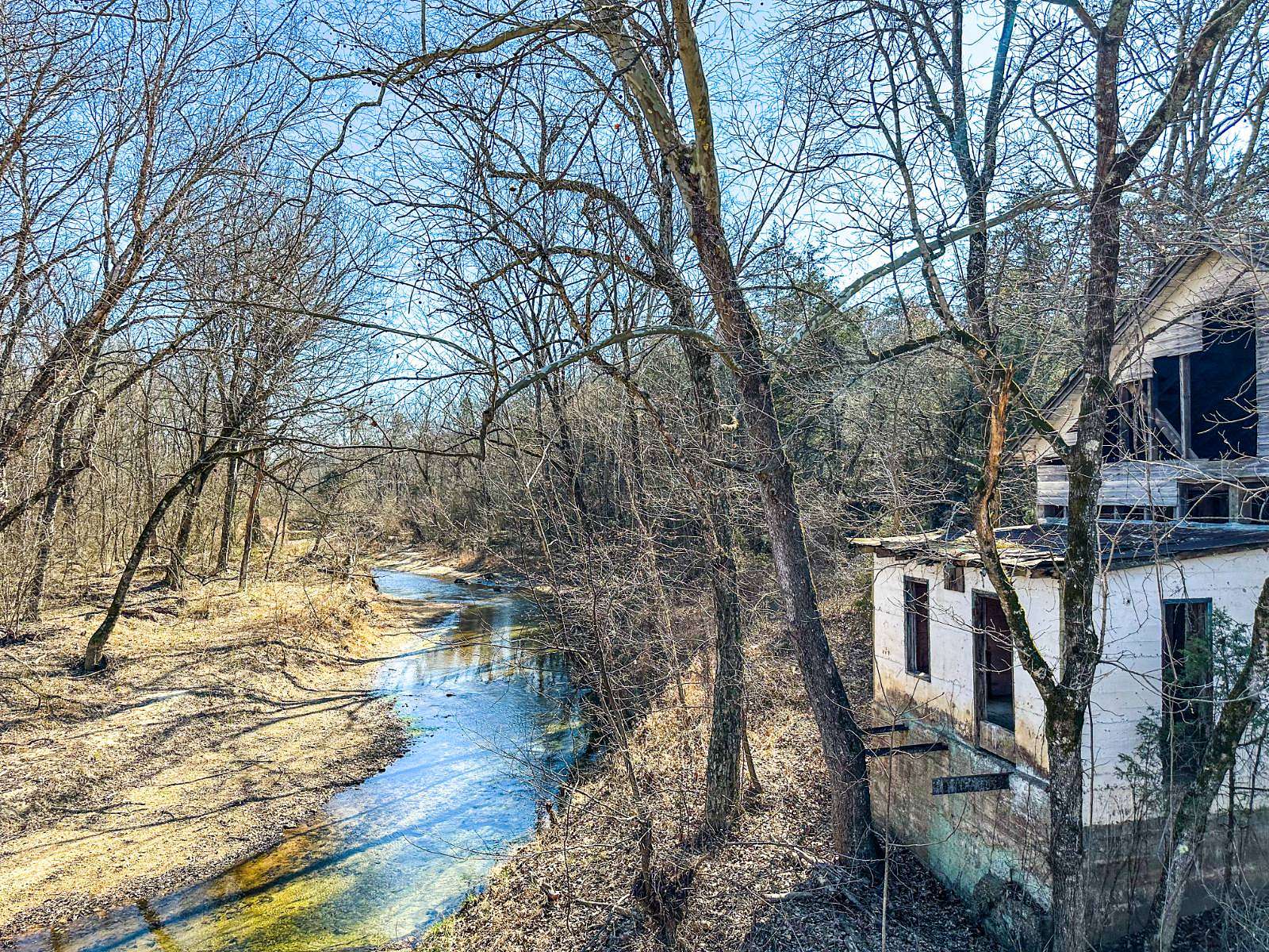 3.29 Acres of Land for Sale in Evening Shade, Arkansas