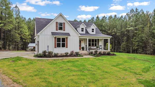 6 Acres of Land with Home for Sale in Charleston, Tennessee