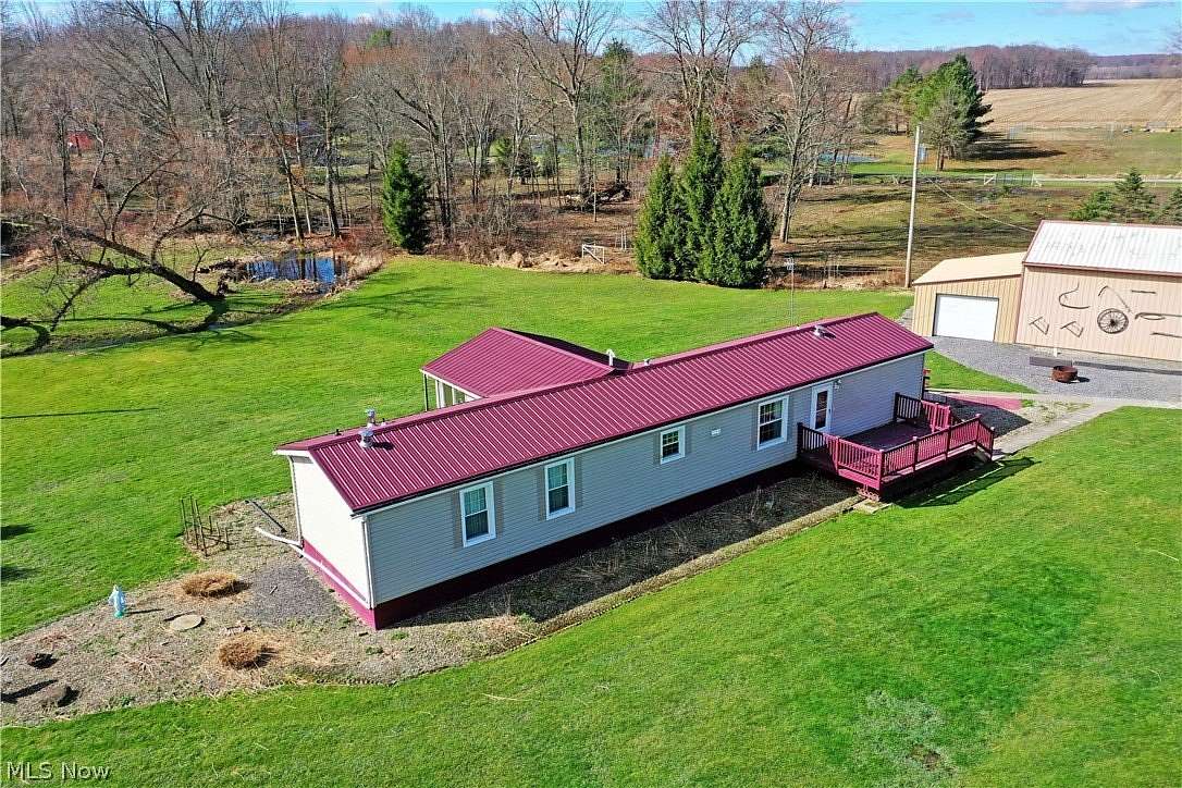 12.4 Acres of Land with Home for Sale in Farmdale, Ohio