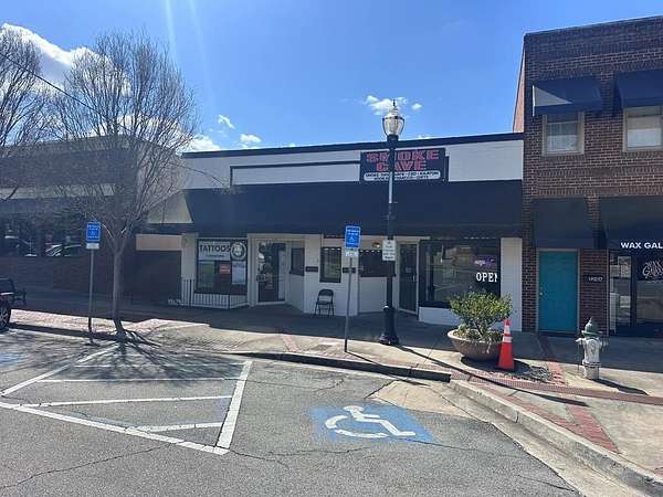 0.05 Acres of Improved Commercial Land for Sale in Milledgeville, Georgia