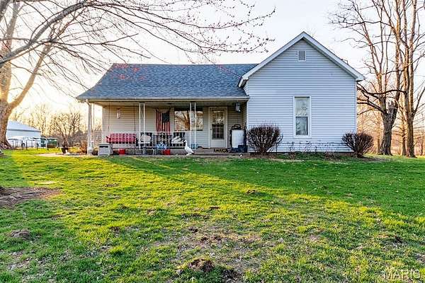 6.42 Acres of Land with Home for Sale in Mexico, Missouri