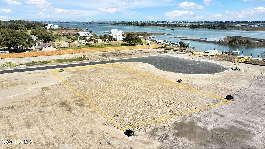 0.37 Acres of Residential Land for Sale in Hampstead, North Carolina