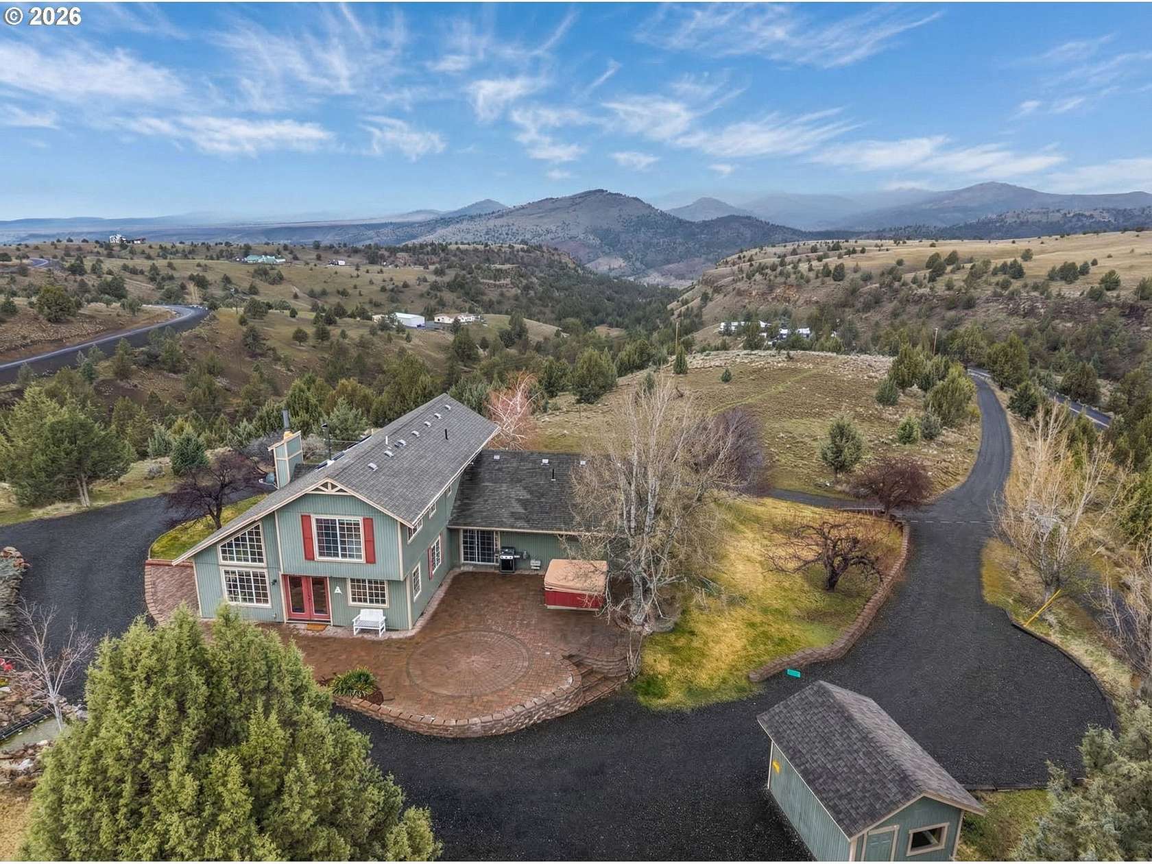 15.4 Acres of Land with Home for Sale in Mount Vernon, Oregon