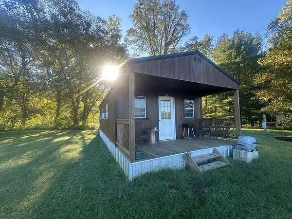 1 Acre of Land with Home for Sale in Burkesville, Kentucky