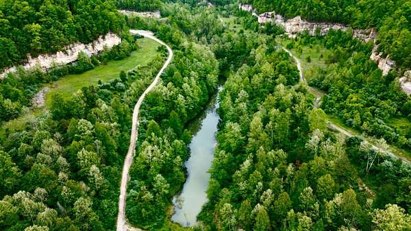 2,214 Acres of Land for Sale in Louisa, Kentucky