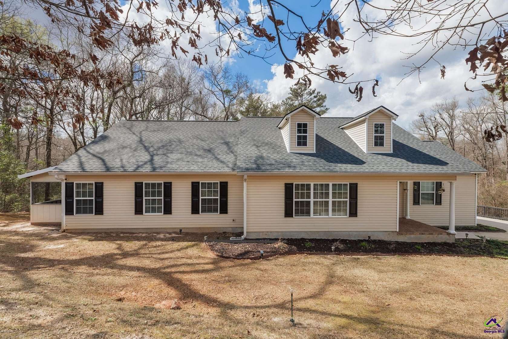 2.9 Acres of Land with Home for Sale in Warner Robins, Georgia