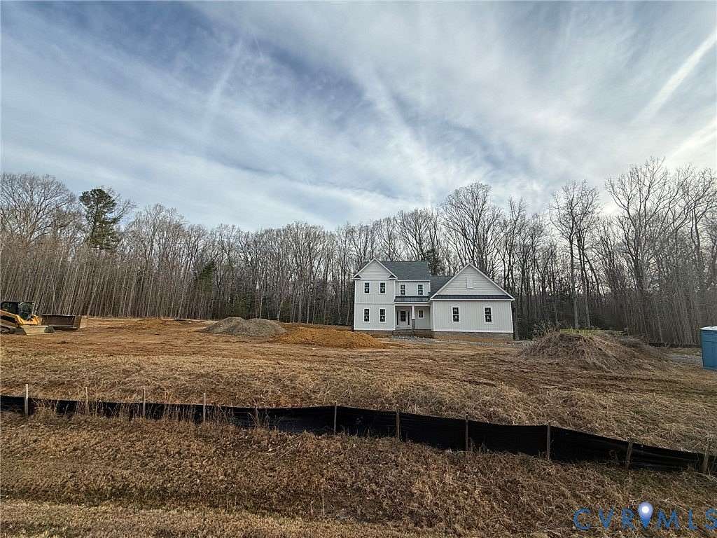 1.79 Acres of Land with Home for Sale in Mechanicsville, Virginia