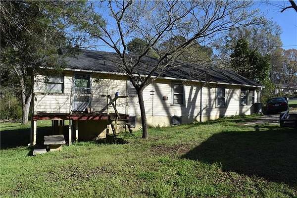 2.87 Acres of Land with Home for Sale in Toccoa, Georgia