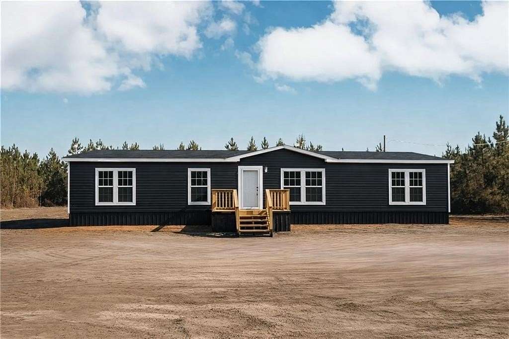 2.63 Acres of Land with Home for Sale in Glennville, Georgia