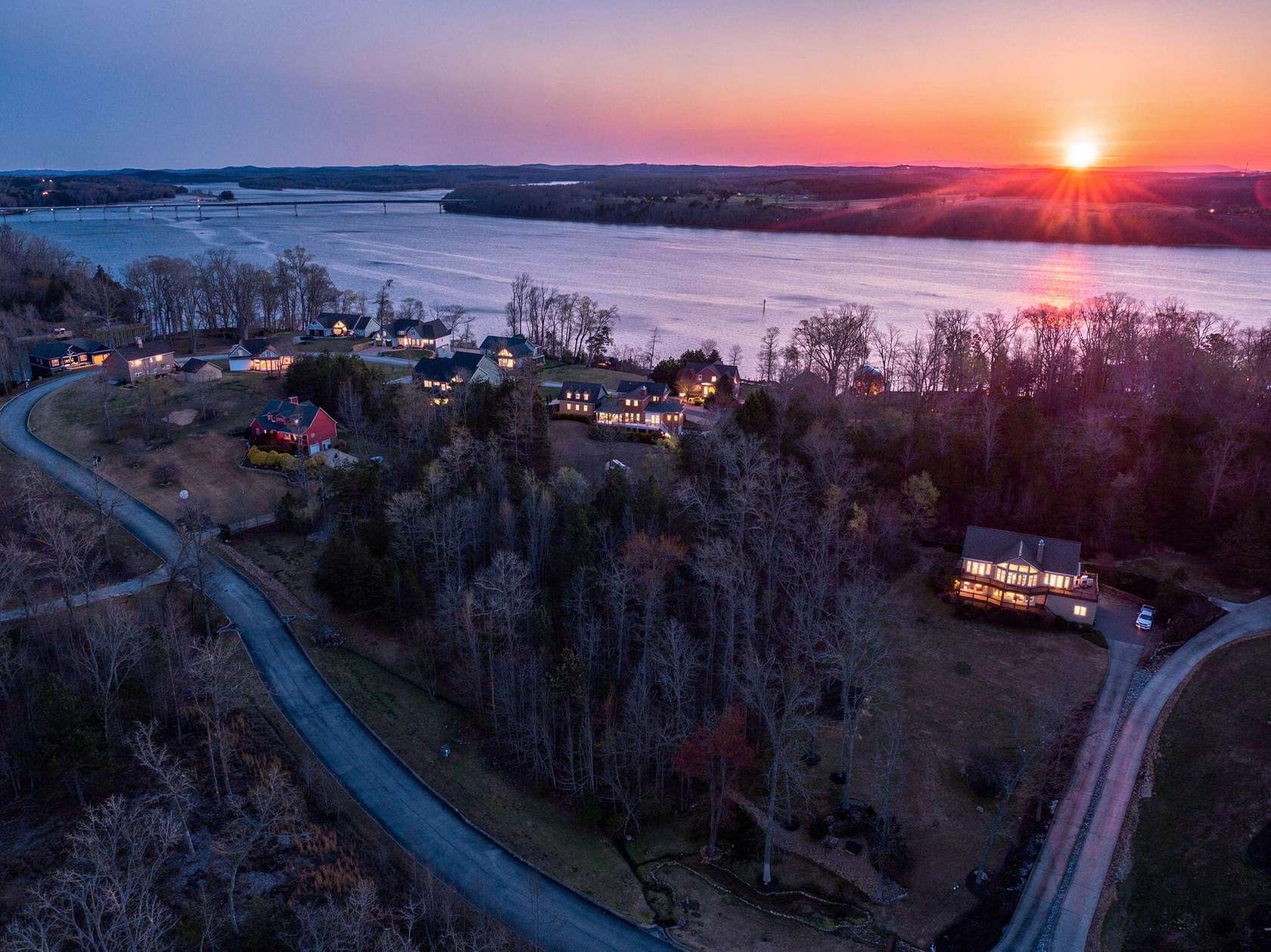 0.75 Acres of Residential Land for Sale in Bakewell, Tennessee