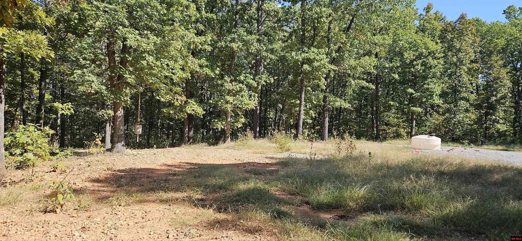 5 Acres of Residential Land for Sale in Yellville, Arkansas