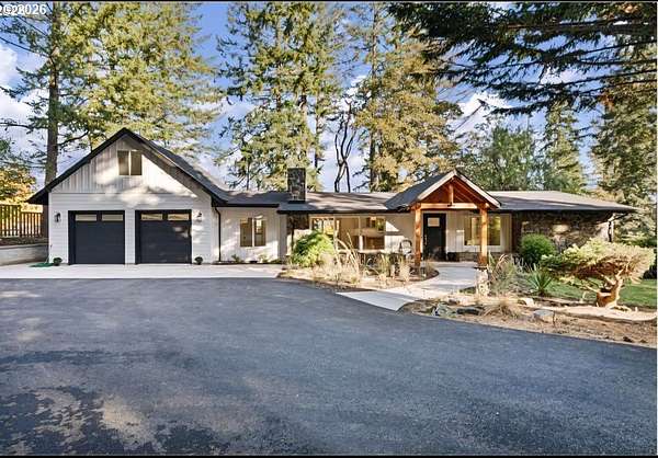1.86 Acres of Land with Home for Sale in Cottage Grove, Oregon