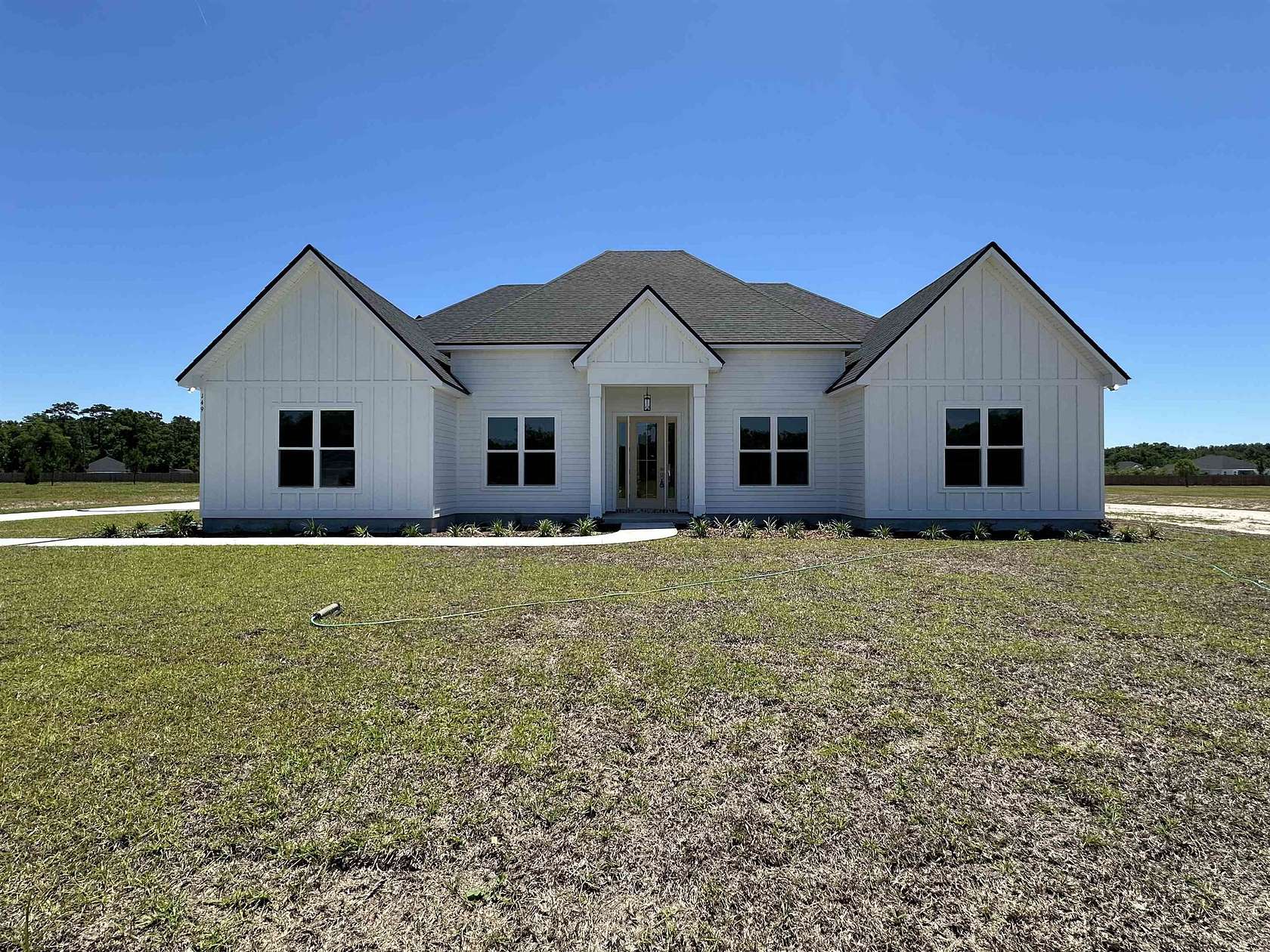 2 Acres of Land with Home for Sale in Crawfordville, Florida