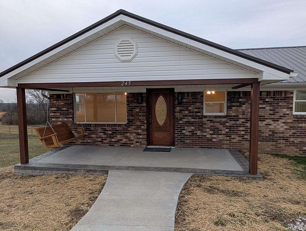 5 Acres of Land with Home for Sale in Grandview, Tennessee