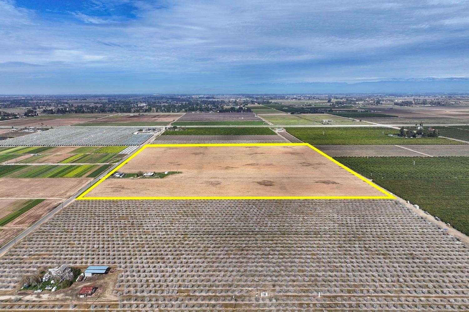 40 Acres of Land for Sale in Sanger, California