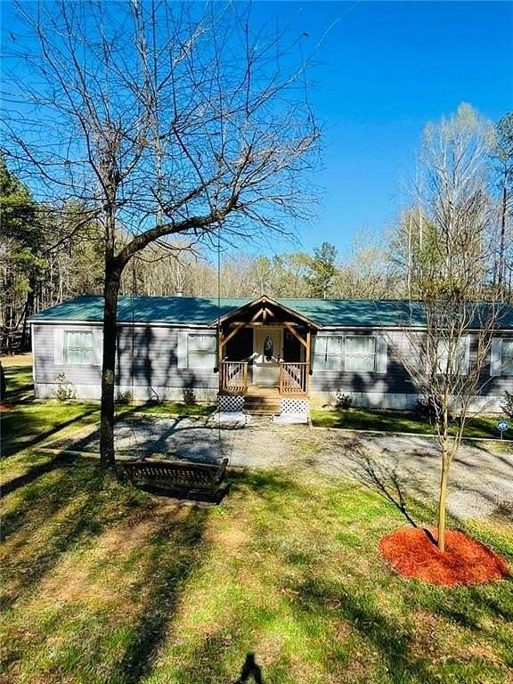 2.23 Acres of Land with Home for Sale in Colbert, Georgia