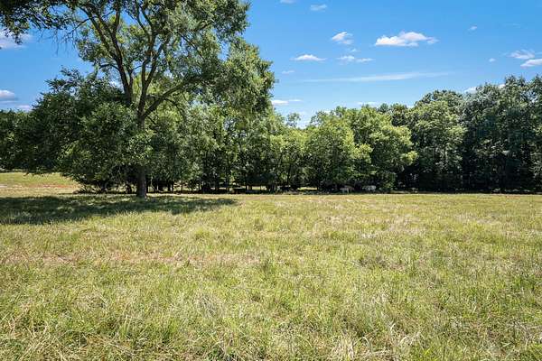 101 Acres of Land for Sale in Wartrace, Tennessee