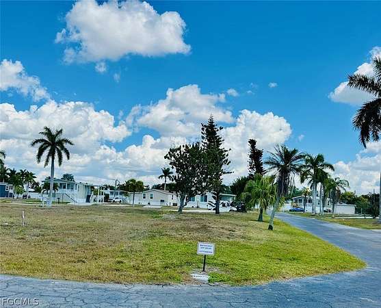 0.1 Acres of Land for Sale in Fort Myers, Florida