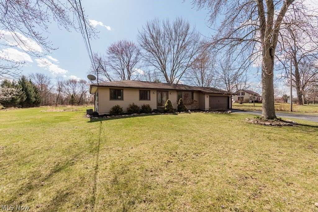 2 Acres of Land with Home for Sale in Spencer, Ohio