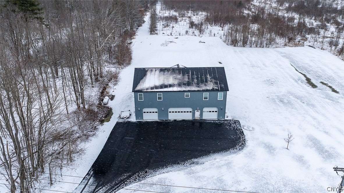 10.6 Acres of Land with Home for Sale in Cleveland, New York