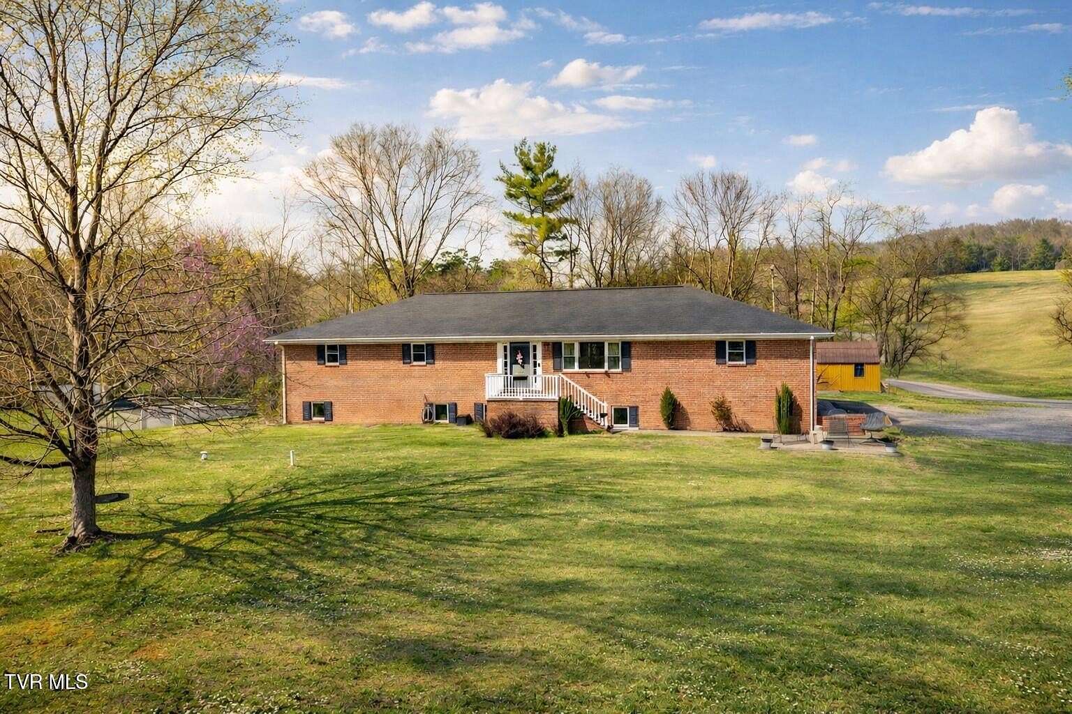 2.3 Acres of Land with Home for Sale in Greeneville, Tennessee