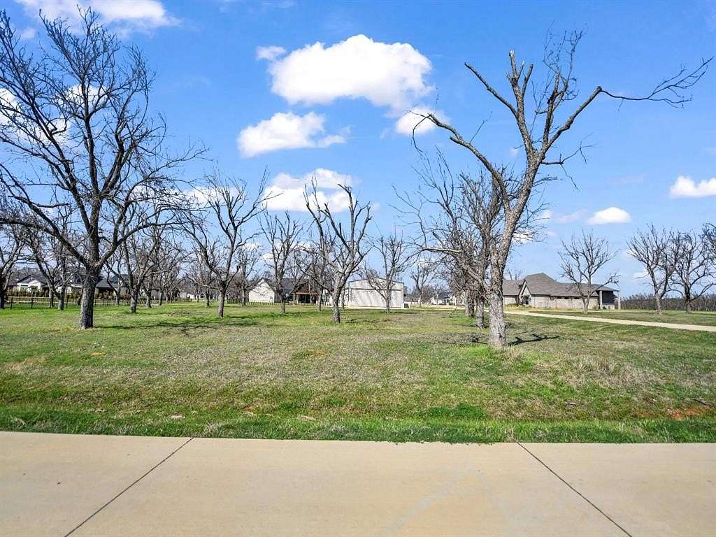 0.97 Acres of Residential Land for Sale in Granbury, Texas
