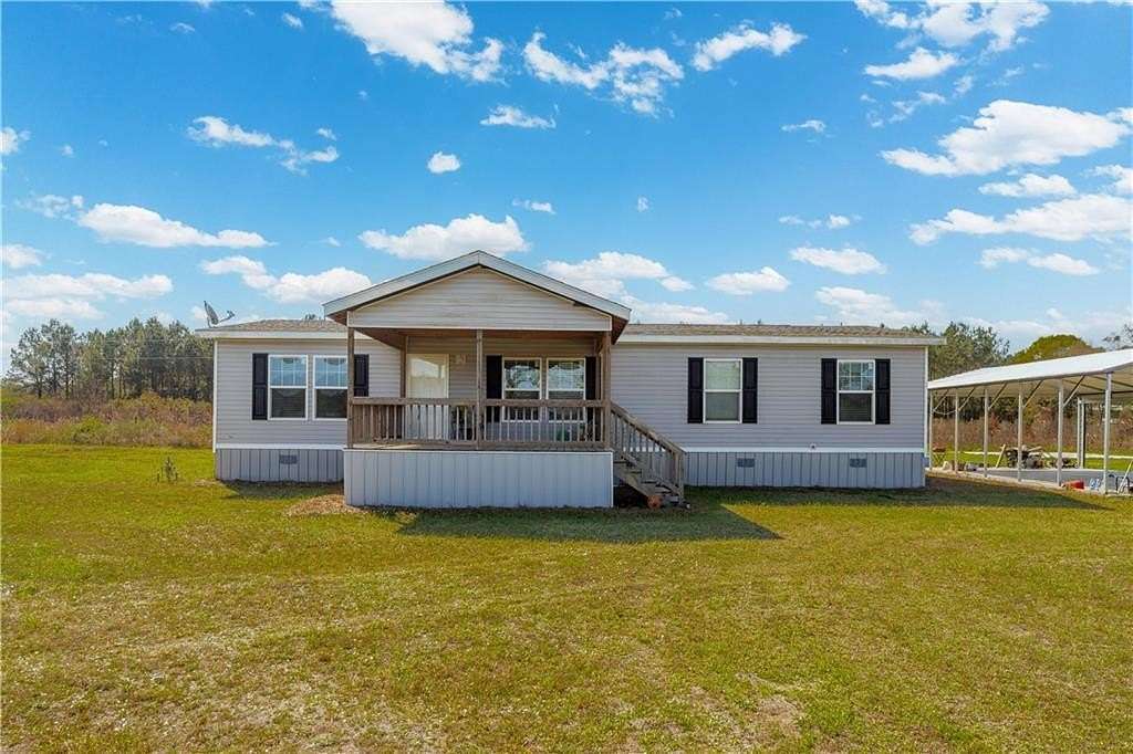 6 Acres of Land with Home for Sale in Blackshear, Georgia