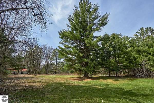 0.48 Acres of Land for Sale in Lake City, Michigan