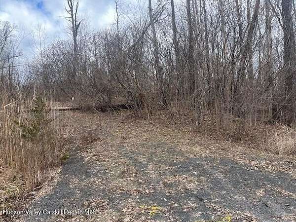 5 Acres of Residential Land for Sale in Coxsackie, New York
