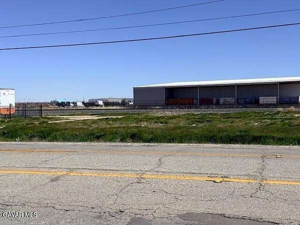 1 Acre of Commercial Land for Sale in Lancaster, California