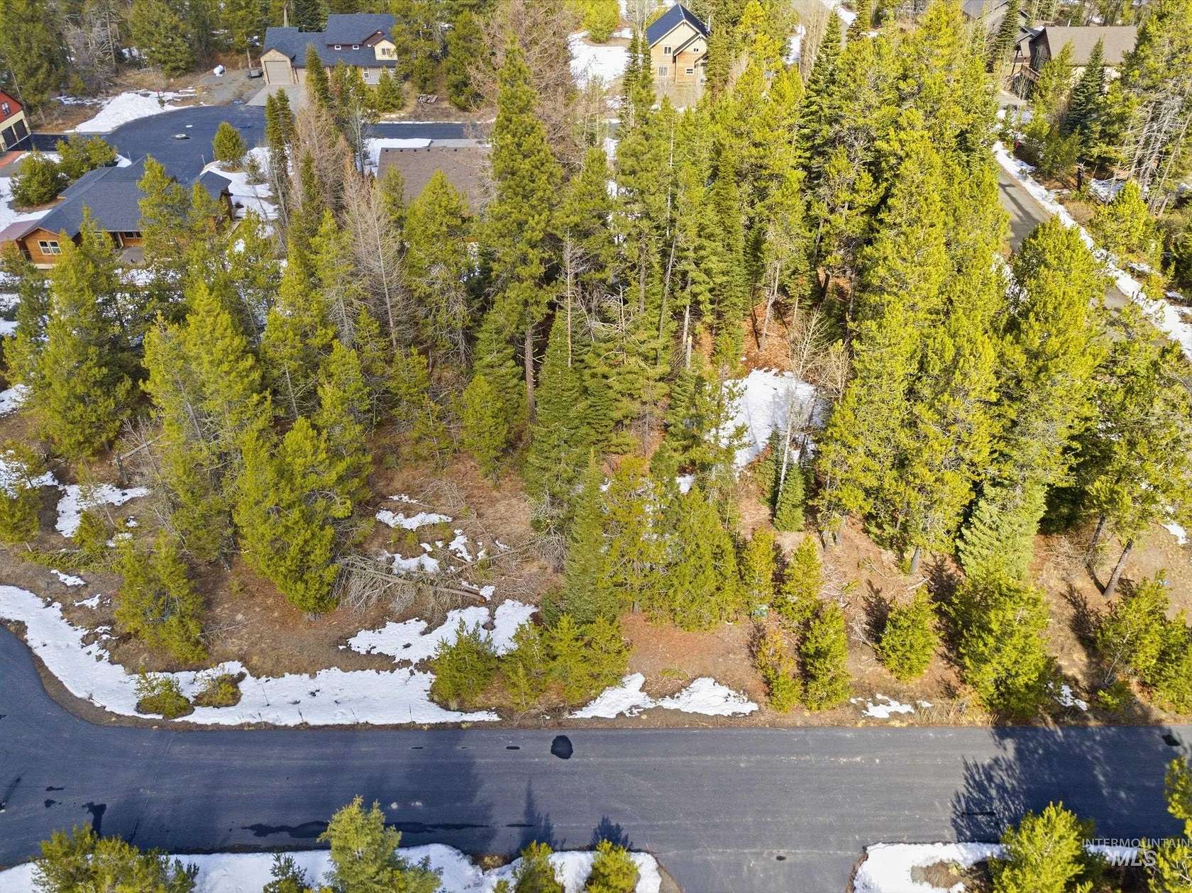 0.33 Acres of Residential Land for Sale in Donnelly, Idaho