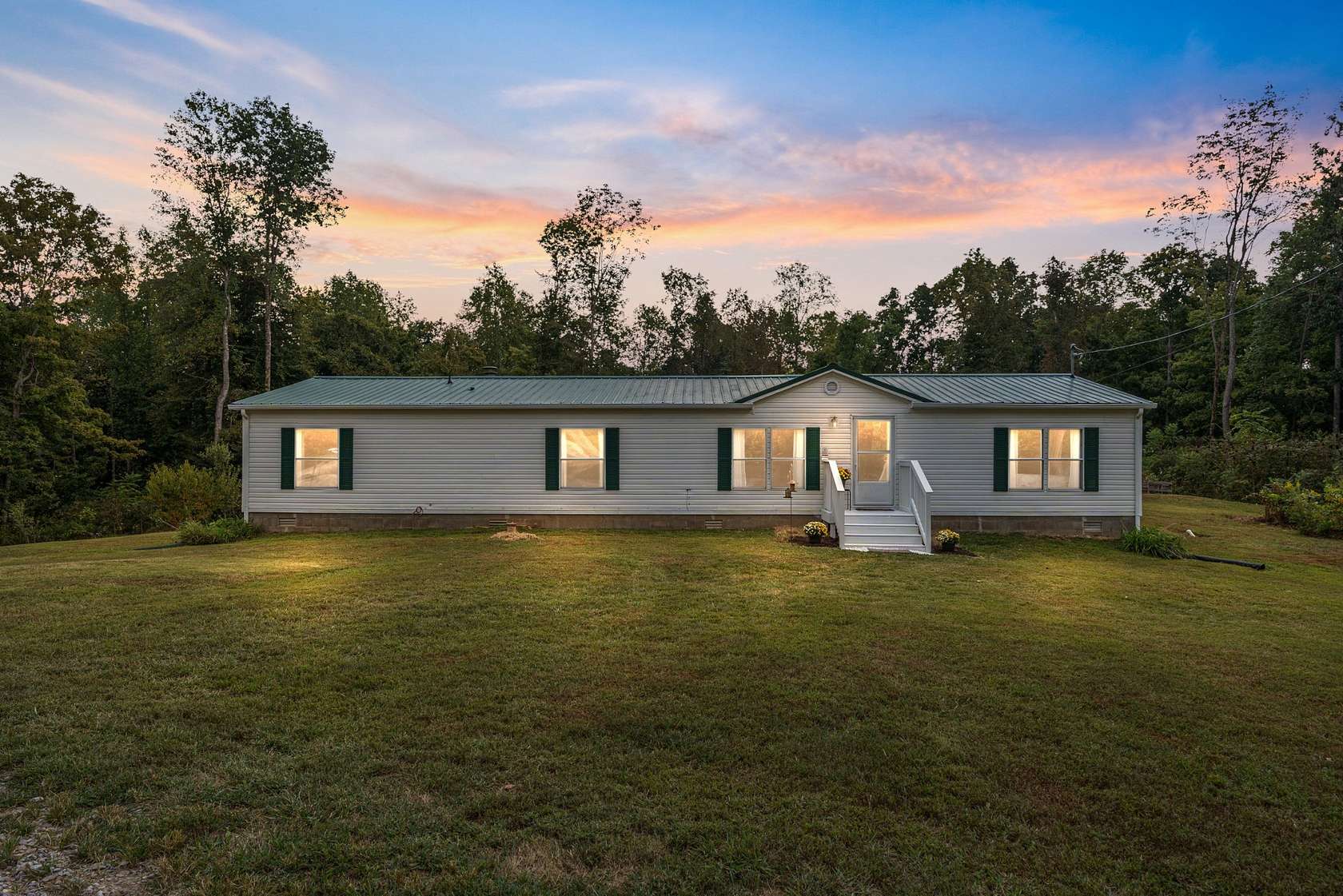 27.3 Acres of Land with Home for Sale in Cumberland Furnace, Tennessee