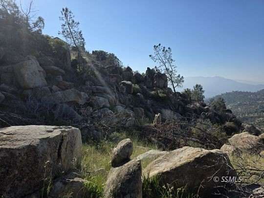 2.1 Acres of Land for Sale in Wofford Heights, California