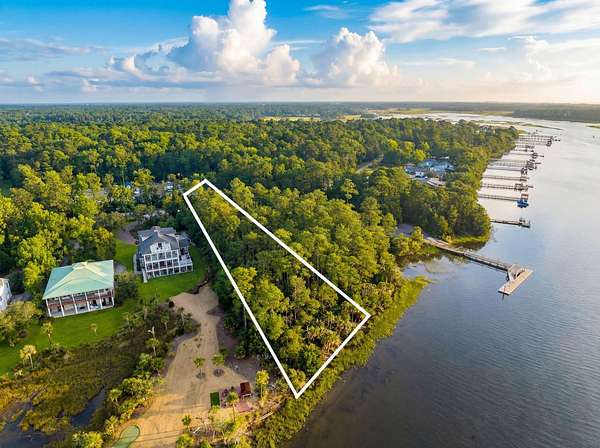 0.93 Acres of Residential Land for Sale in Awendaw, South Carolina