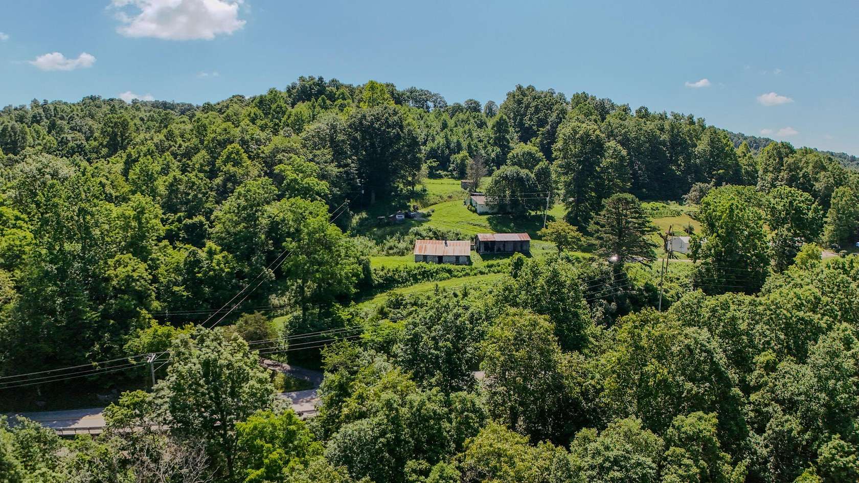 5.5 Acres of Residential Land for Sale in Mount Vernon, Kentucky