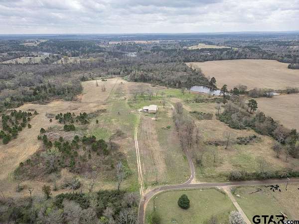 94.7 Acres of Land with Home for Sale in Big Sandy, Texas