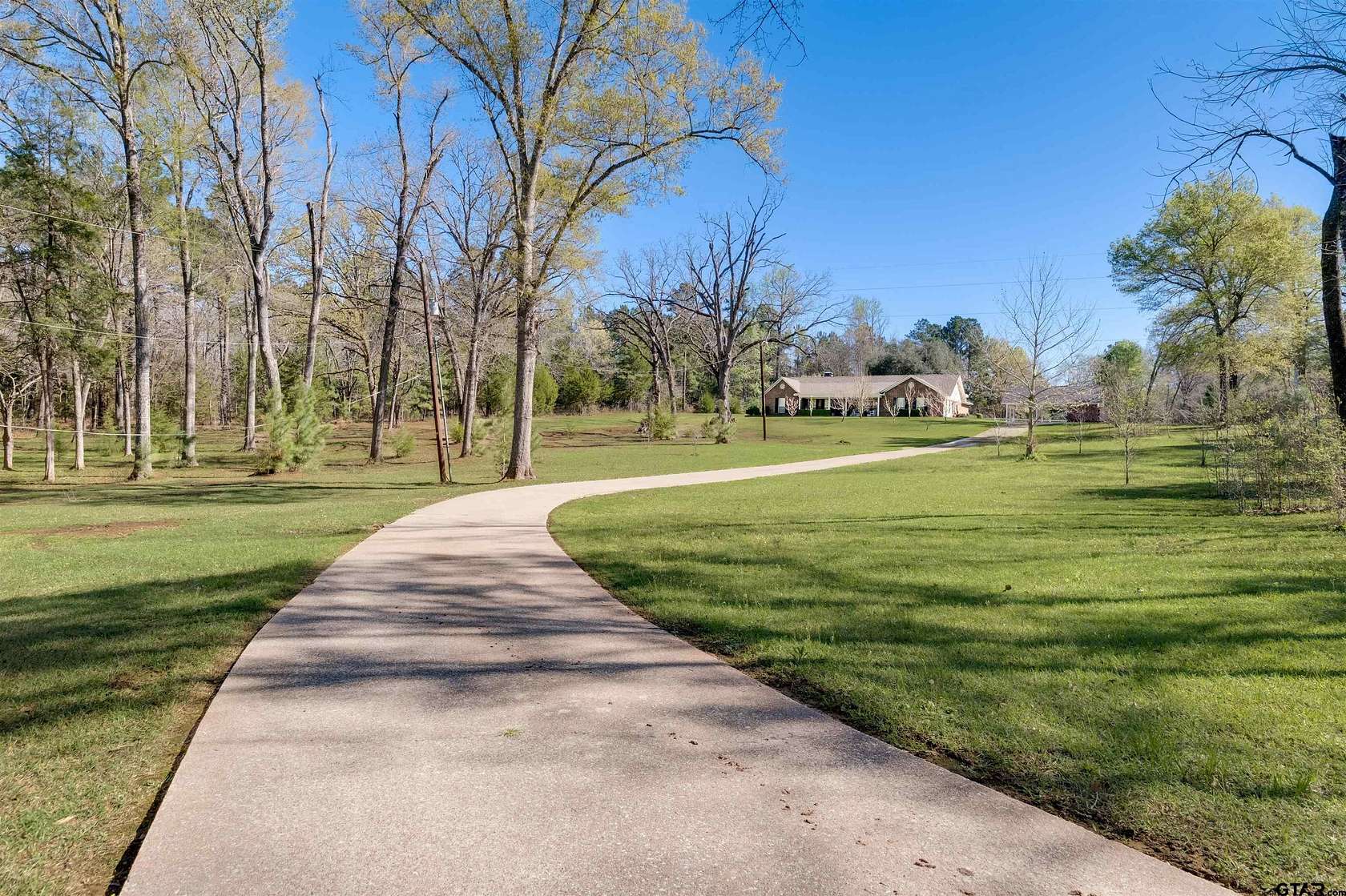 4 Acres of Land with Home for Sale in Palestine, Texas