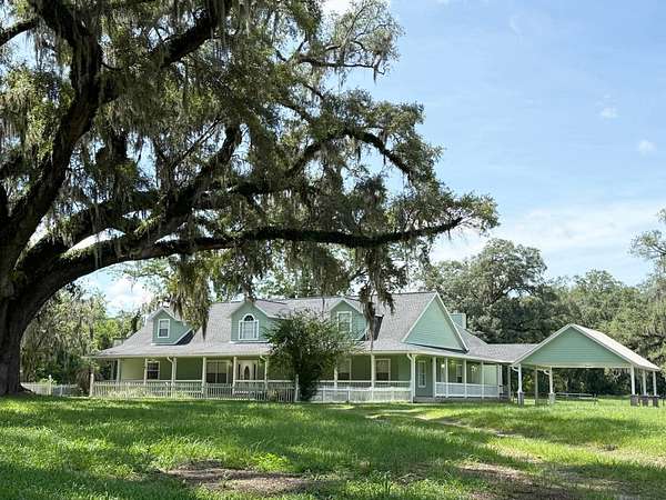 7.45 Acres of Land with Home for Sale in Trenton, Florida