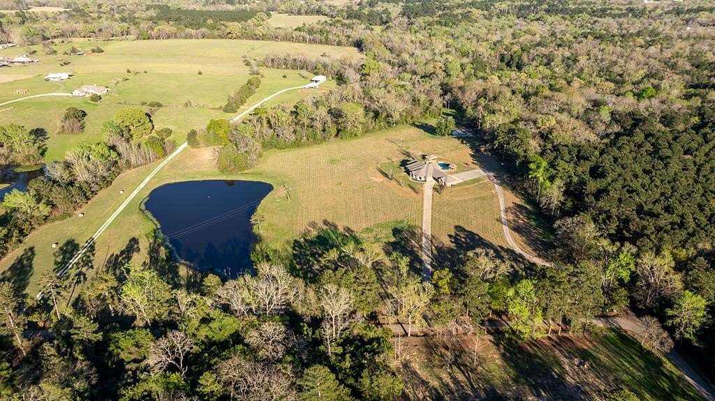 15 Acres of Recreational Land with Home for Sale in Palestine, Texas