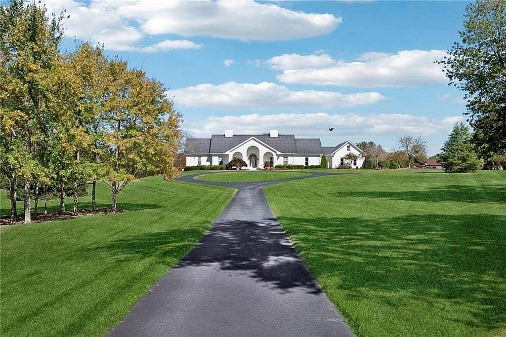 40.5 Acres of Land with Home for Sale in Dawsonville, Georgia