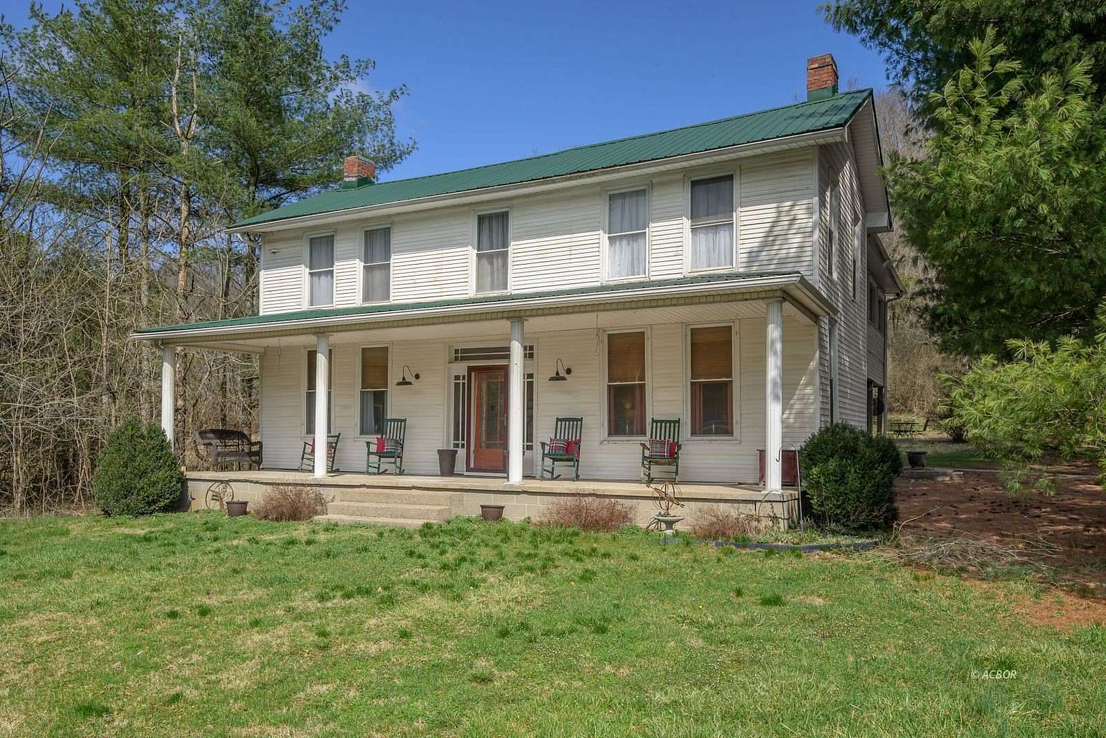 23.5 Acres of Land with Home for Sale in Pomeroy, Ohio