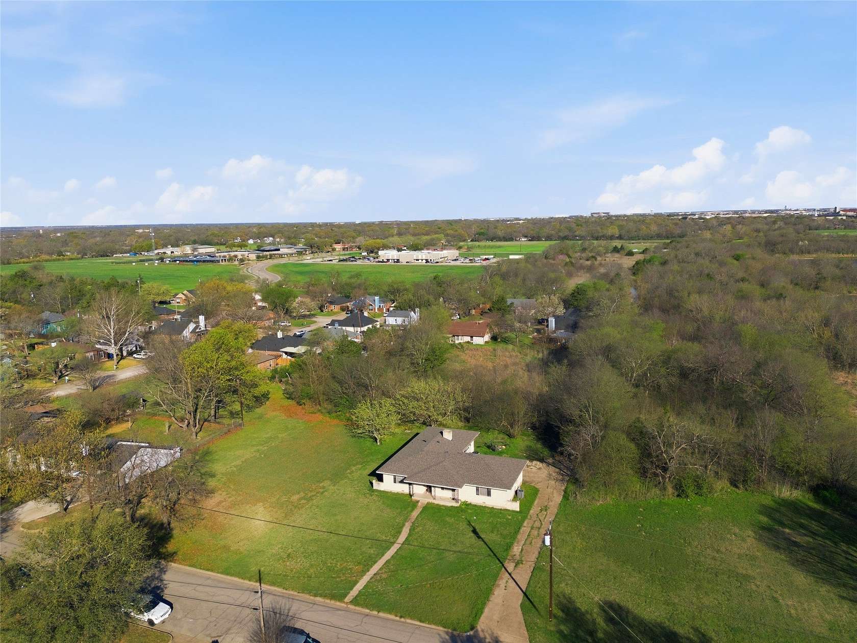 7.89 Acres of Residential Land for Sale in Waxahachie, Texas