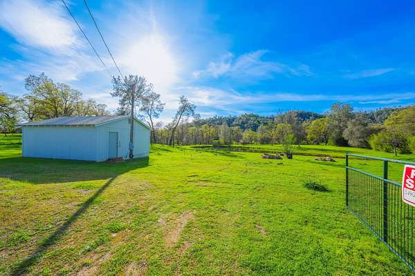 2.1 Acres of Land for Sale in Redding, California