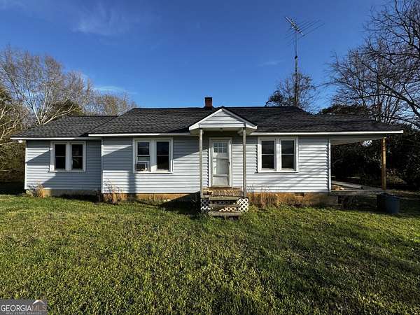 1.84 Acres of Land with Home for Sale in Hartwell, Georgia