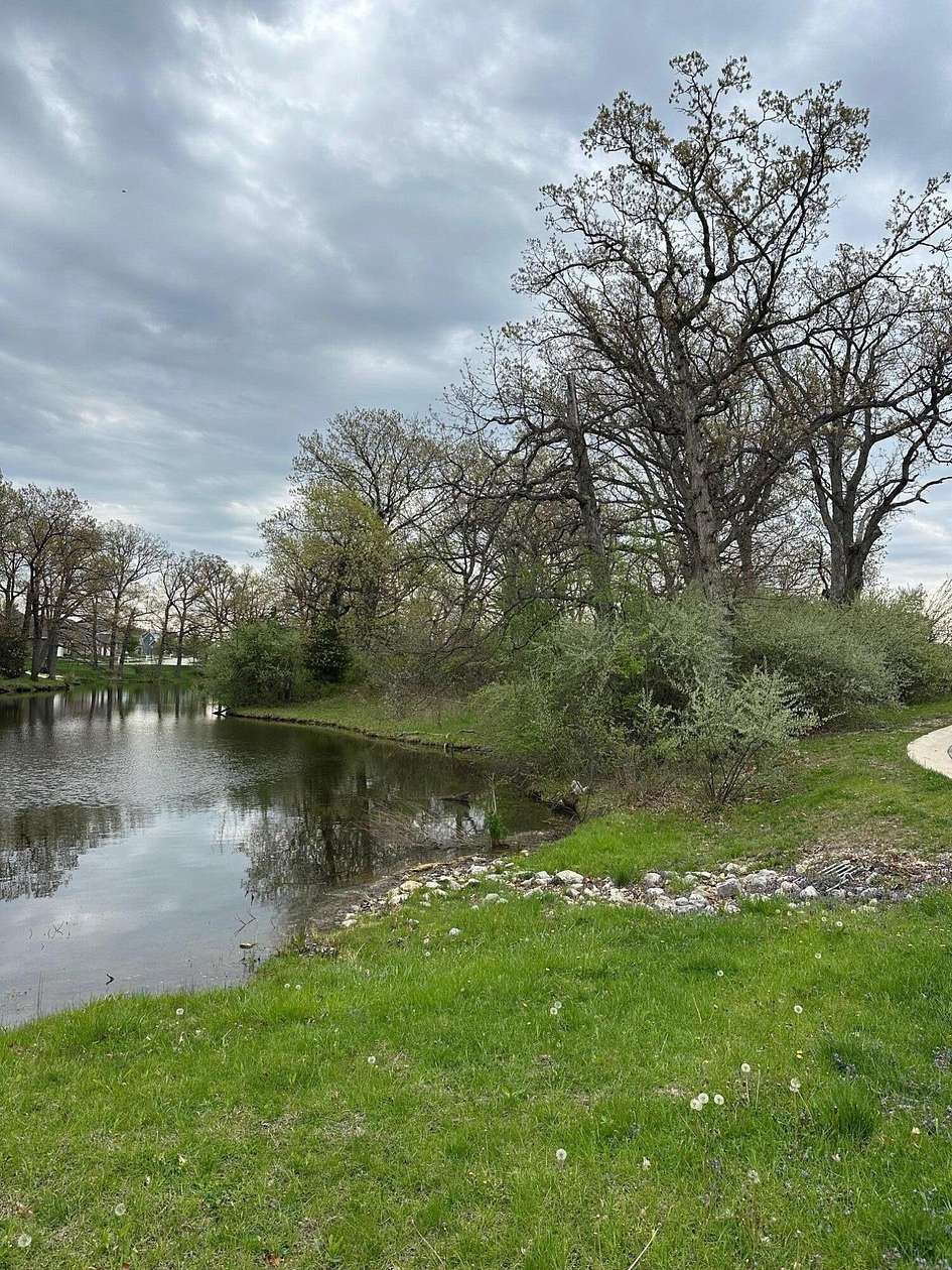 0.4 Acres of Residential Land for Sale in Crown Point, Indiana