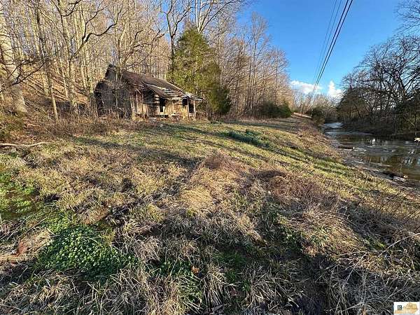 17 Acres of Recreational Land for Sale in Columbia, Kentucky