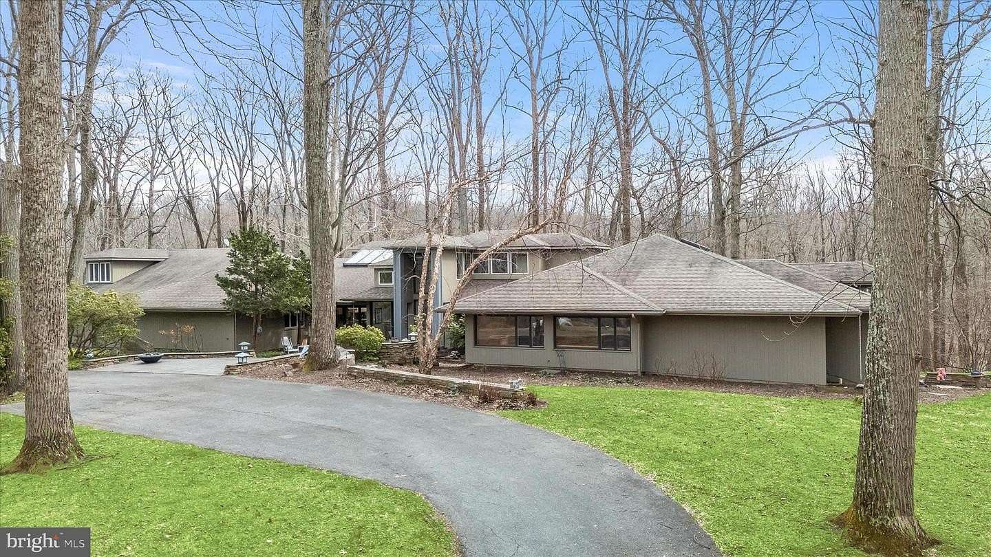 16.4 Acres of Land with Home for Sale in Owings Mills, Maryland