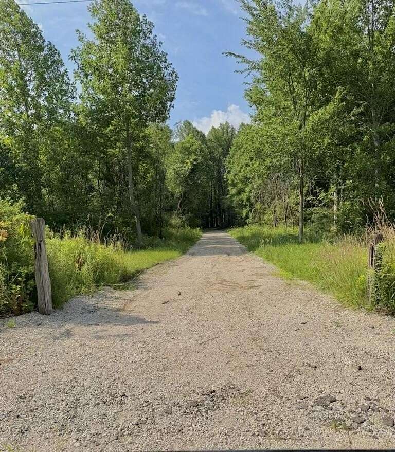 19.4 Acres of Land for Sale in Three Oaks, Michigan